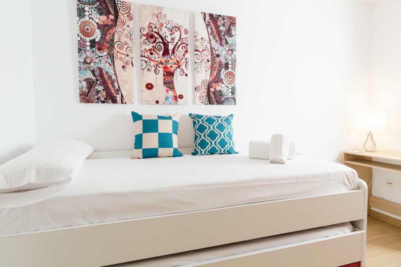 Picasso Daisy Apartment Fuengirola